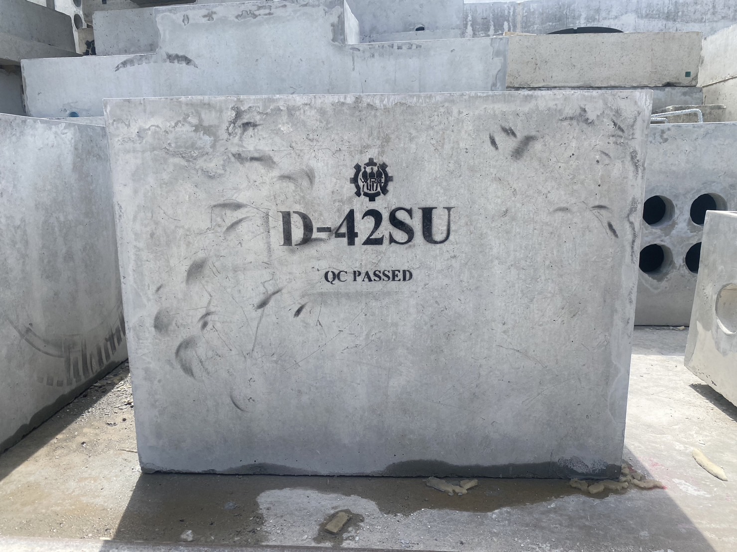 D-42SU